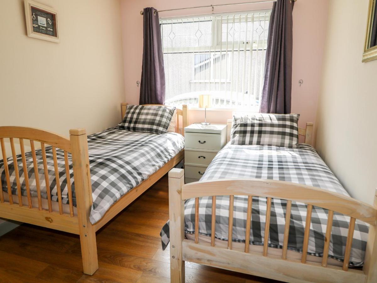 Hazel Cottage Portrush Exterior photo